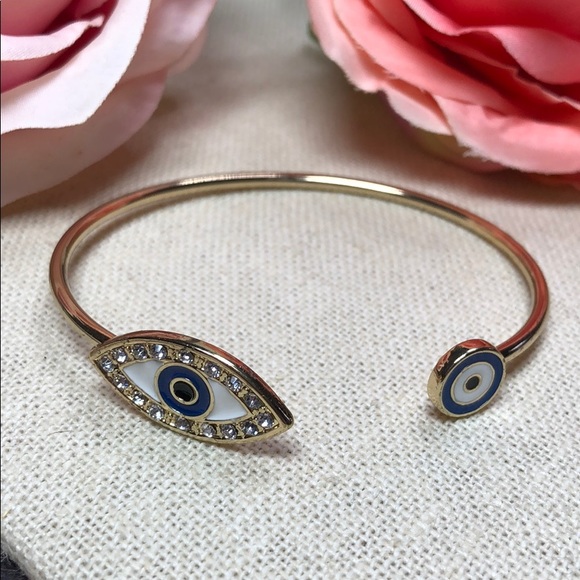🧿 Gold Crystal Evil Eye Bangle Cuff Bracelet - Picture 4 of 7